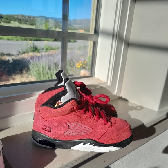 Jordan Retro 5 Raging Bull - Picture 4 of 5
